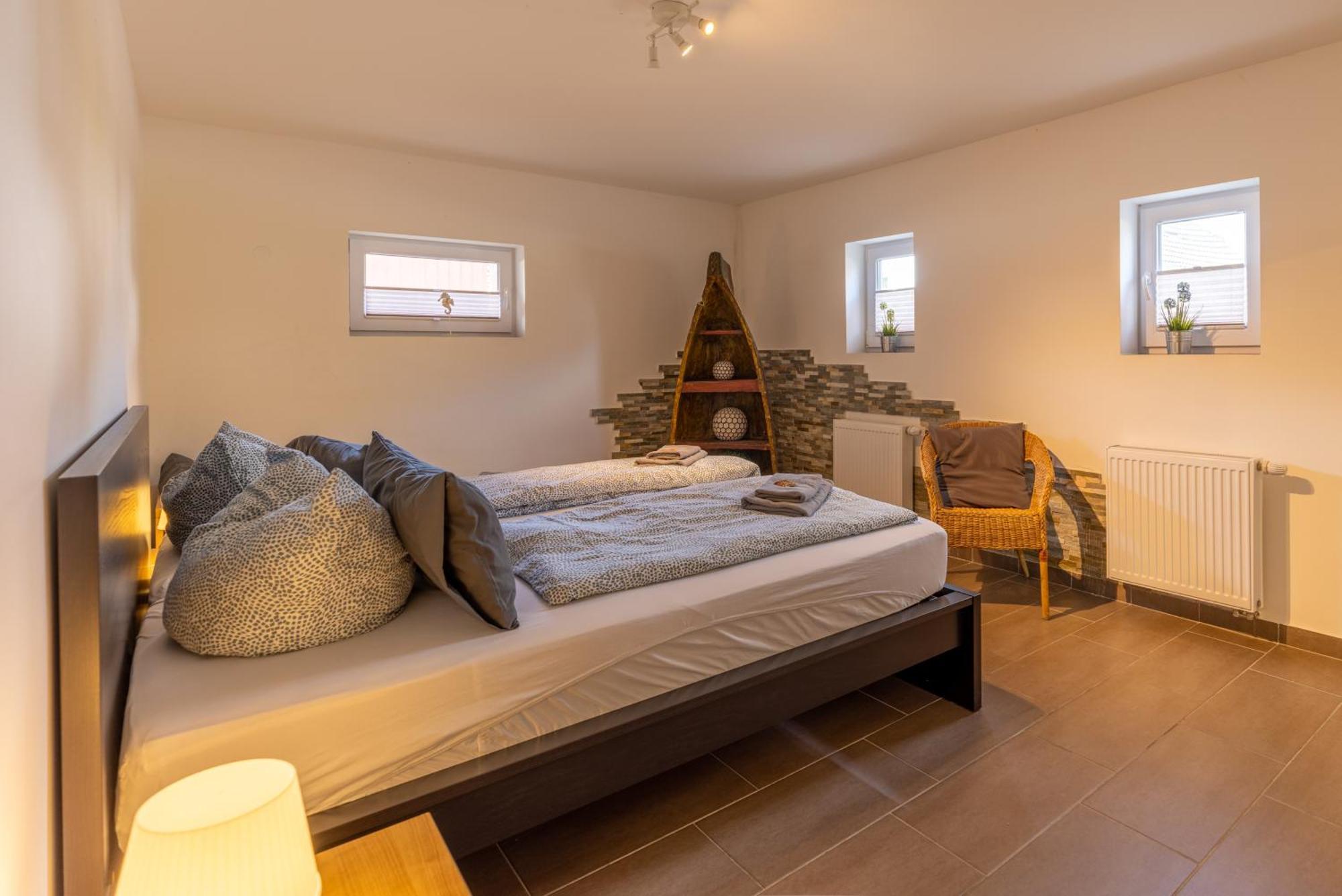 Die Schlafstube Neuharlingersiel Kamer foto